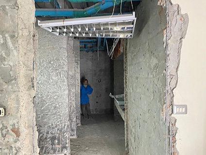 งานปรับปรุงห้องน้ำ 12 พื้นที่ ประมาณ 28 ห้องส้วมพร้อมอ่างล้างมือและโถปัสสาวะ